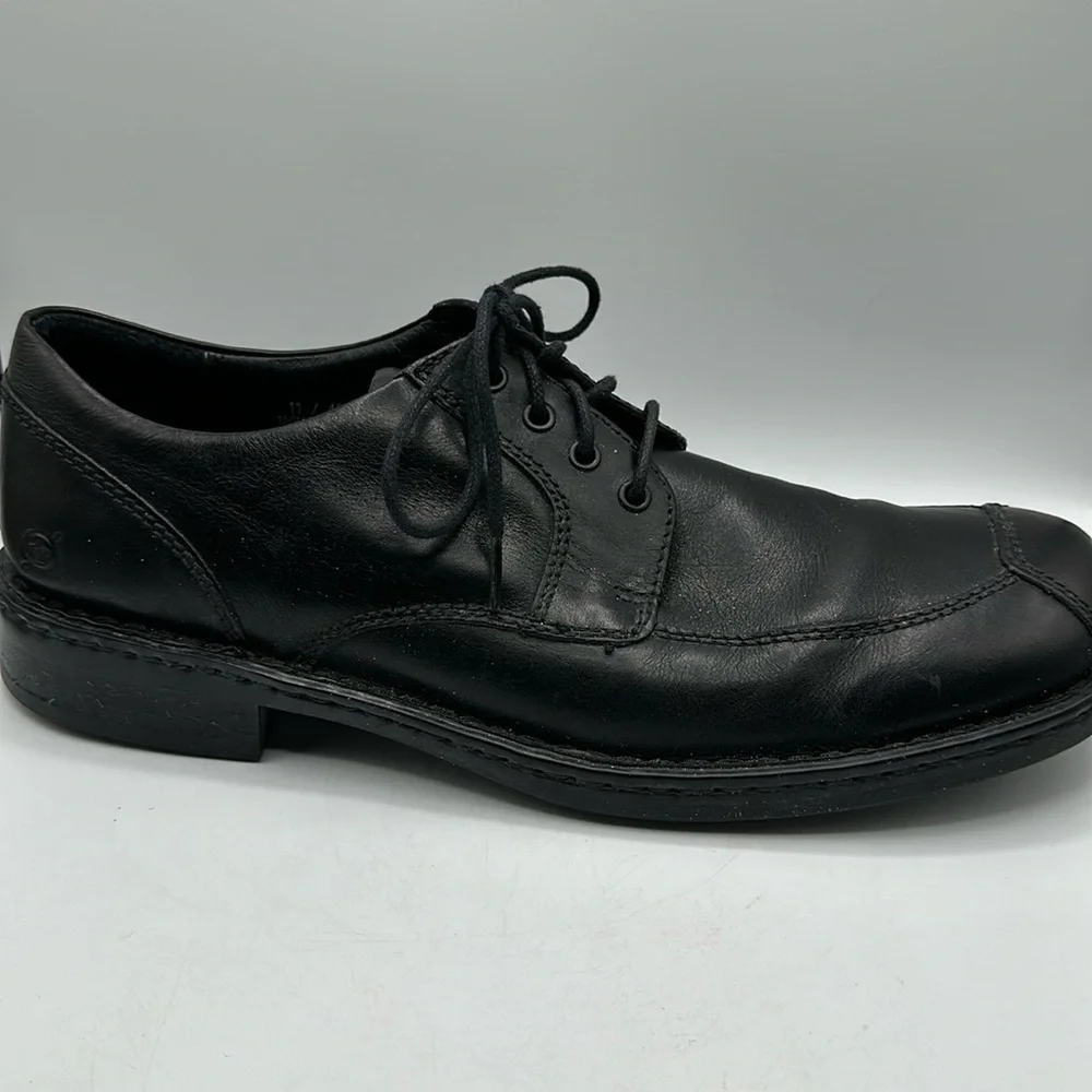 Born men's black dress or casual shoes, size 11